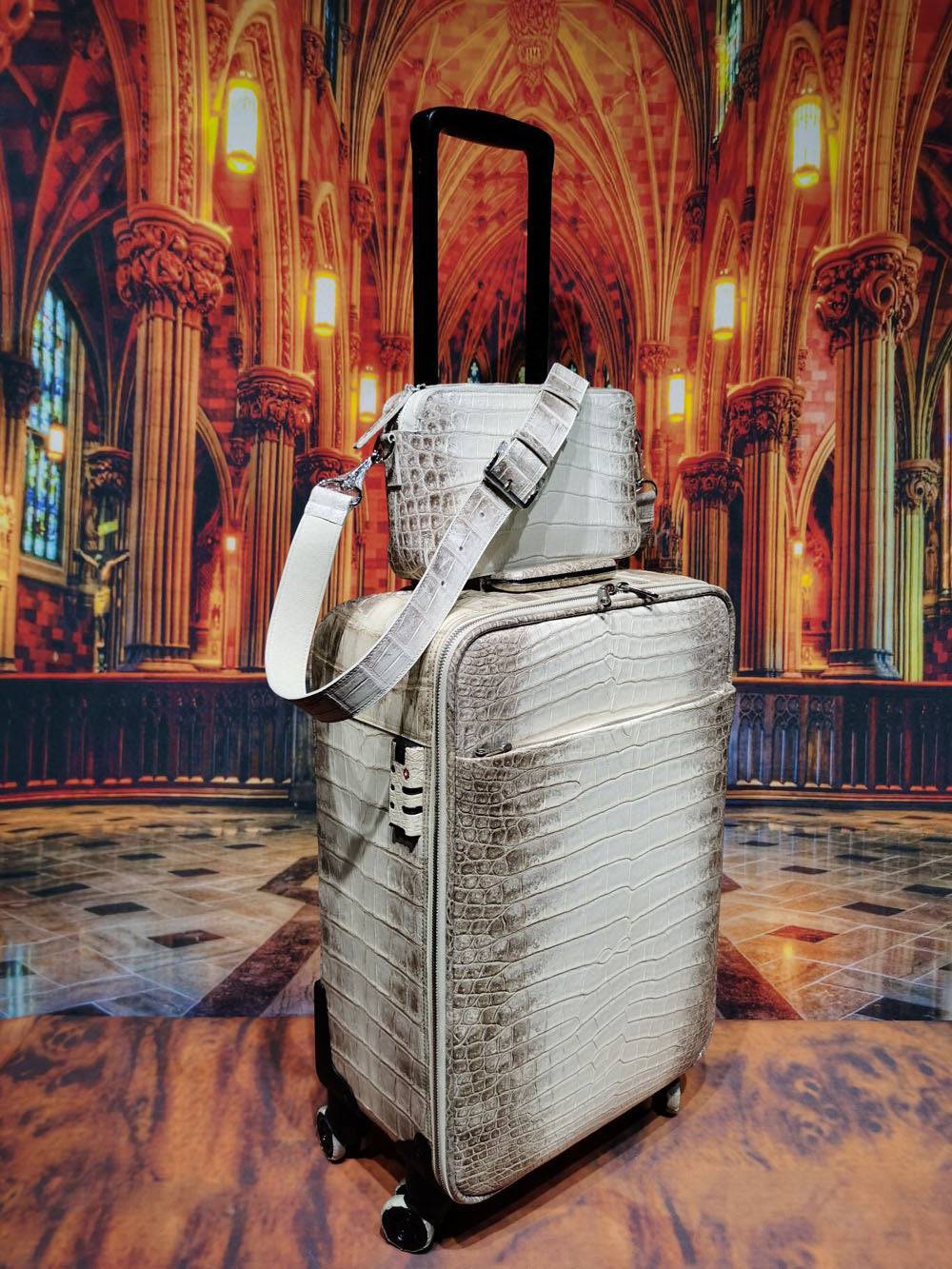 Himalaya White Crocodile Skin Leather luggage /Roll Aboard Suitcase Weekend/Travel Bag Trolley Case Universal Wheels 20-Inch