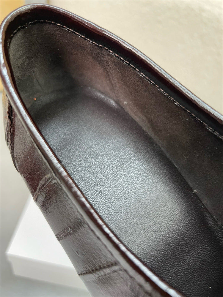 Eel skin loafers for women by Rossie Viren, stylish shoes with smooth eel skin texture and classic slip-on design.