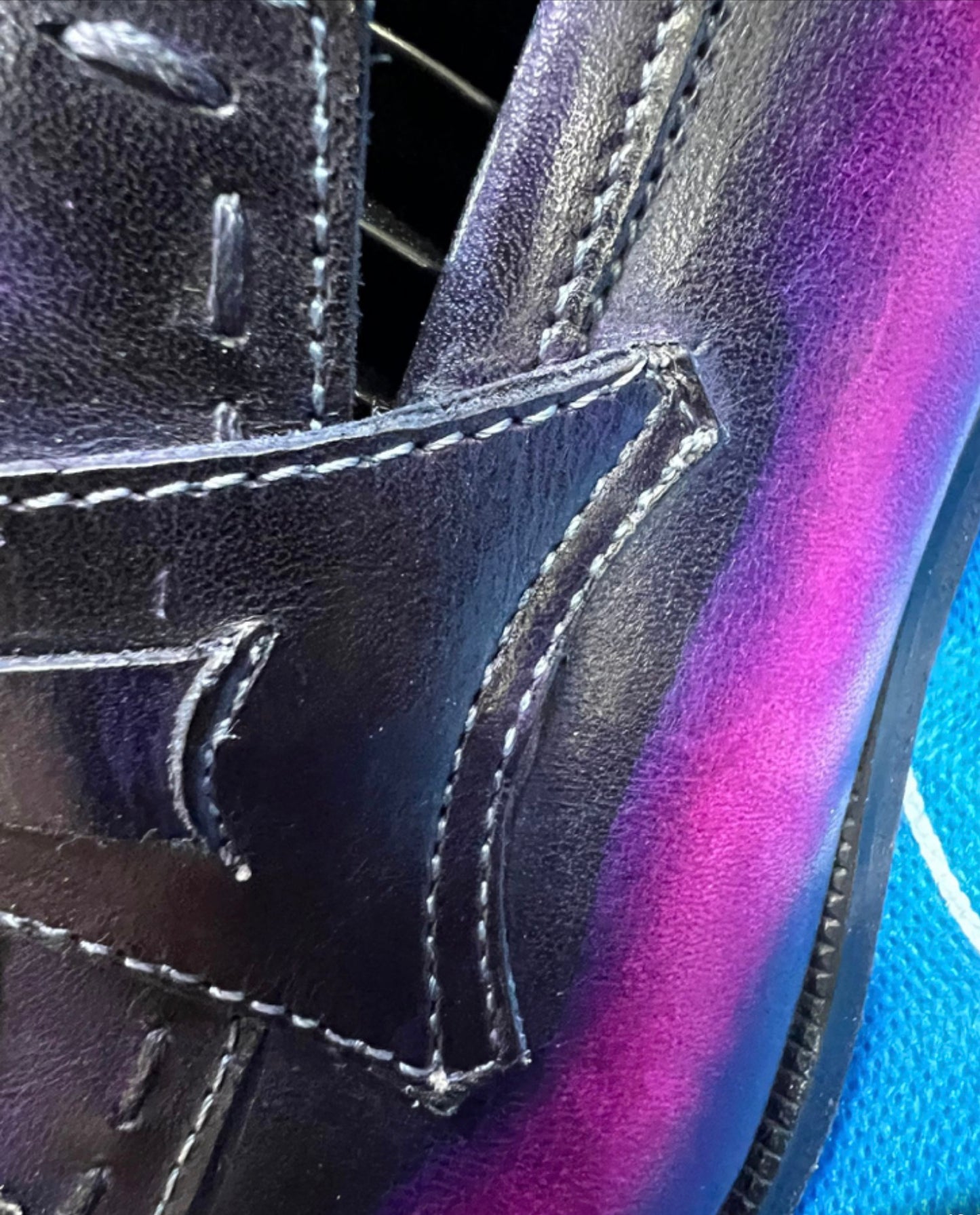 Vintage mauve crocodile leather lace-up dress shoes by Rossie Viren, showcasing detailed crocodile texture and classic design.