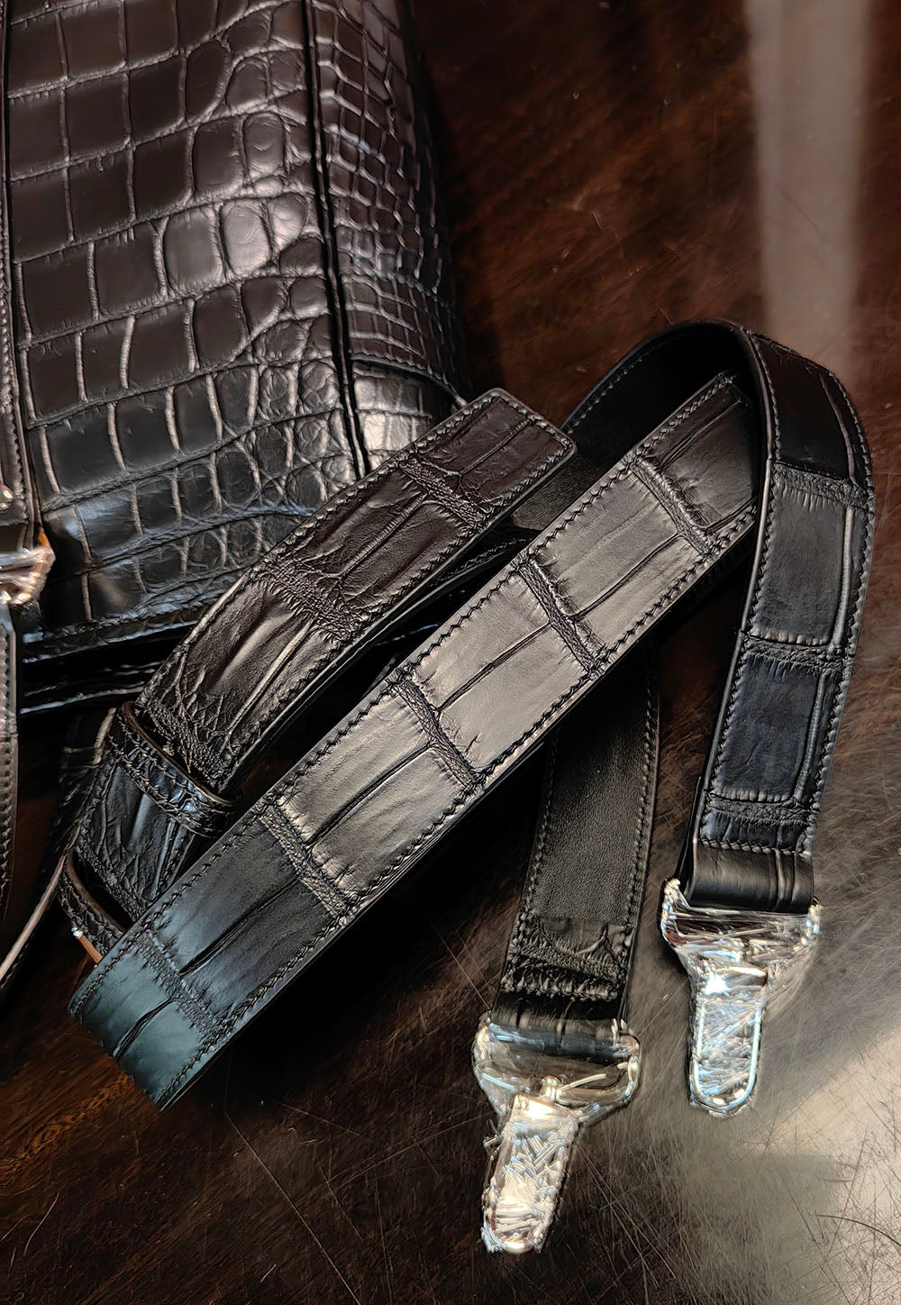 Large unisex crocodile leather tote bag by Rossie Viren, stylish handbag with sturdy handles and textured crocodile pattern.