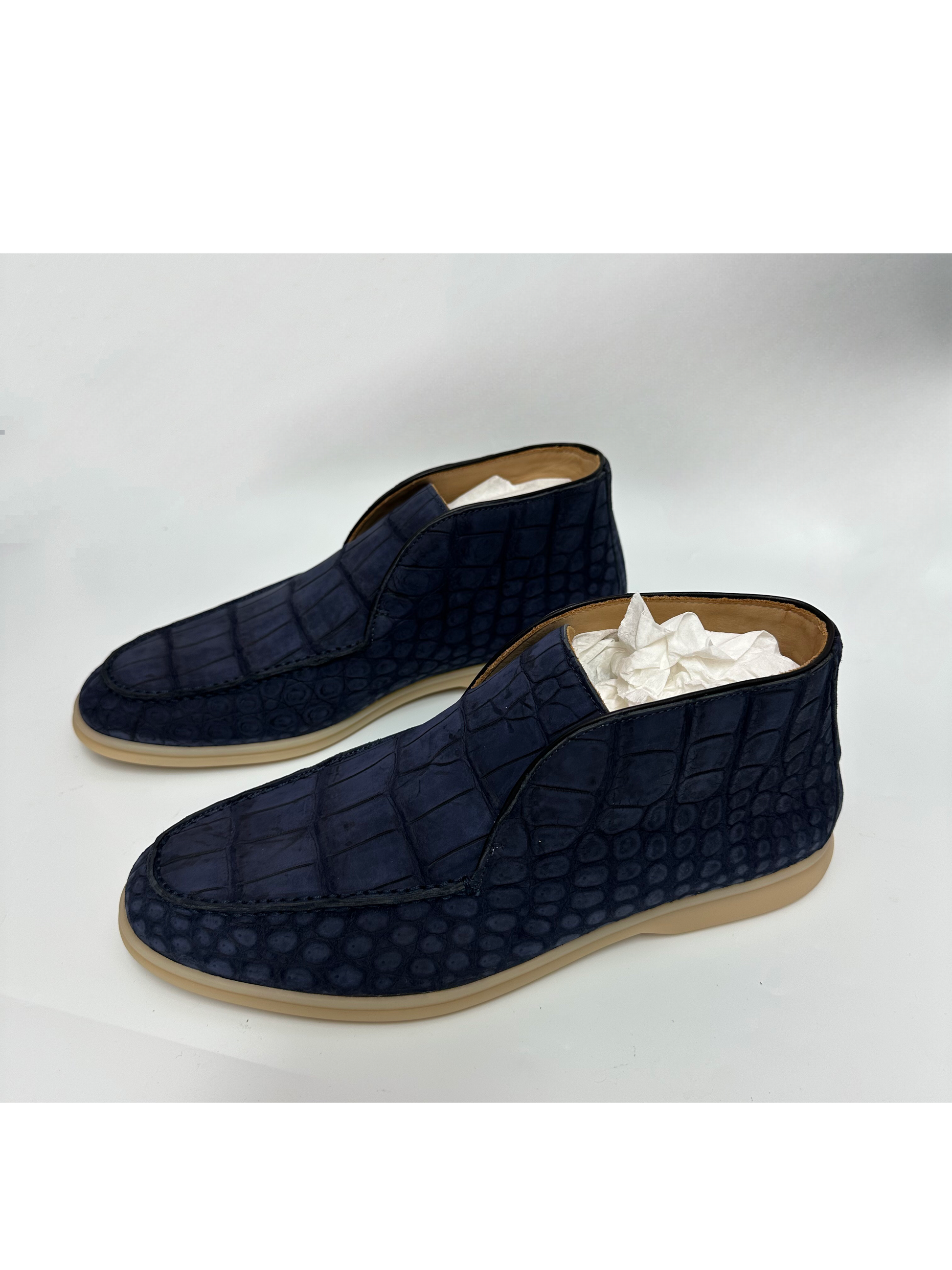Rossie Viren men's nubuck crocodile leather lace-up dress shoes showing sleek crocodile pattern and elegant design.