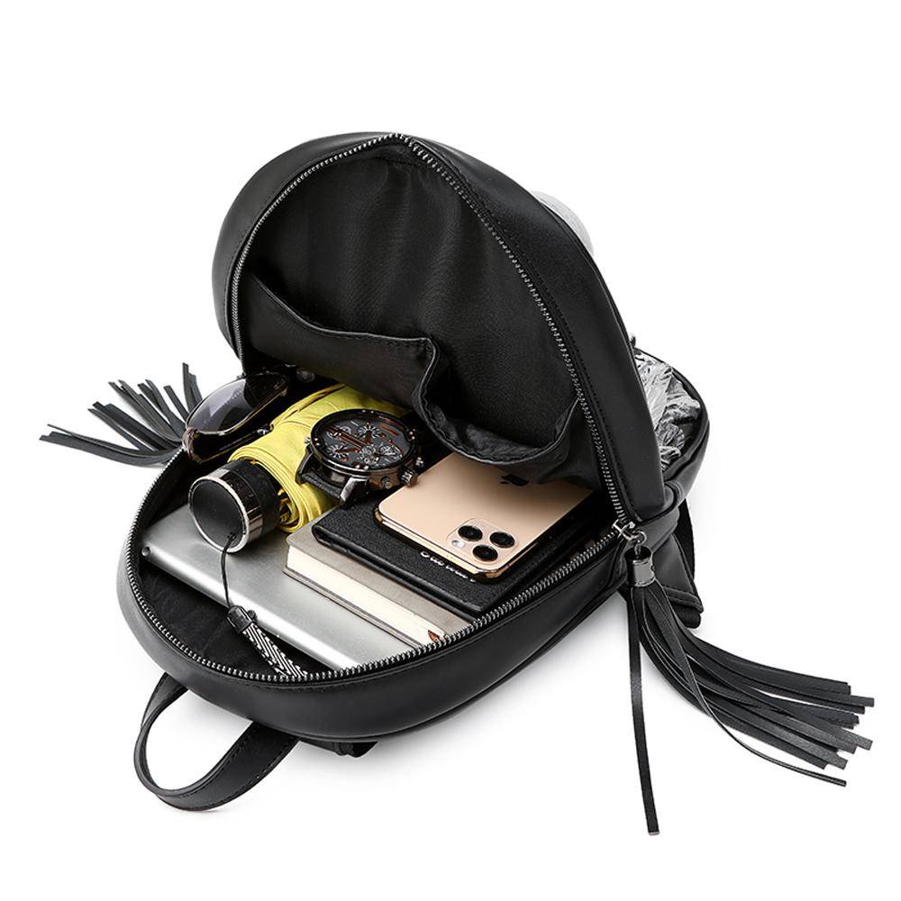 Rossie Viren 3D Skull Backpack with built-in speaker, small backpack featuring a detailed skull design and functional speaker.