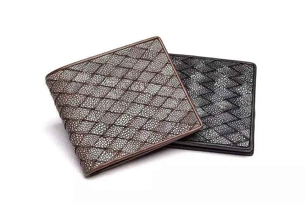 Genuine stingray leather bifold small wallet for men by Rossie Viren, featuring textured stingray leather and compact design.