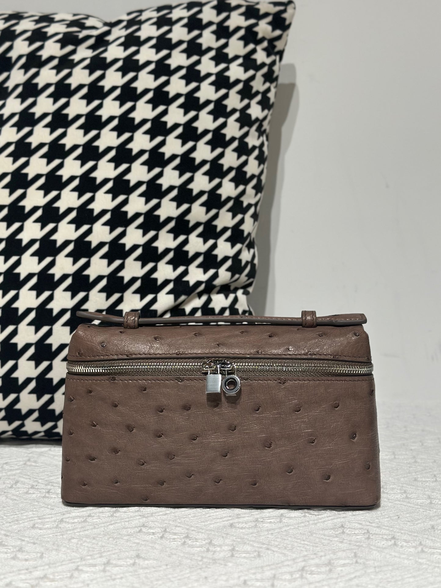 Genuine Ostrich Skin Leather Zipper Cosmetic Handle Bag Large