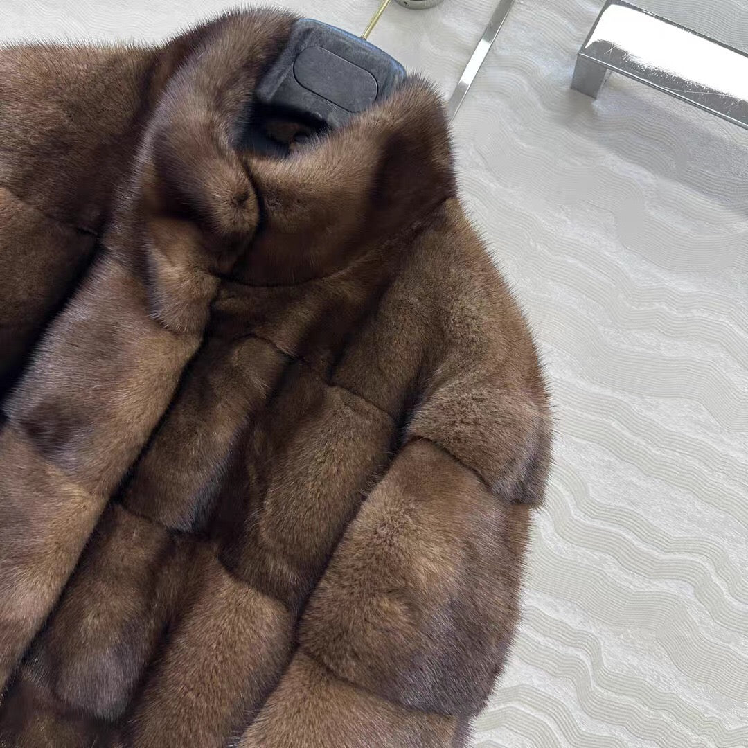 Women's Short Whole Mink Fur Coat,Imported Purple Label Velvet Mink, Horizontal Panel Short Mink Fur Jacket