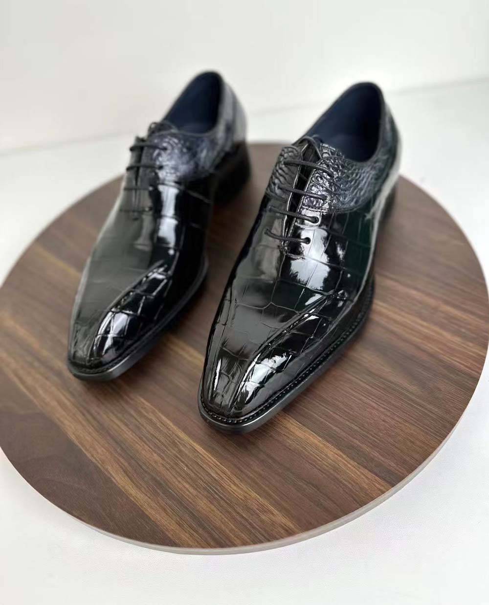 Men's vintage wine red crocodile leather dress shoes with lace-up design by Rossie Viren, perfect for business and formal occasions.
