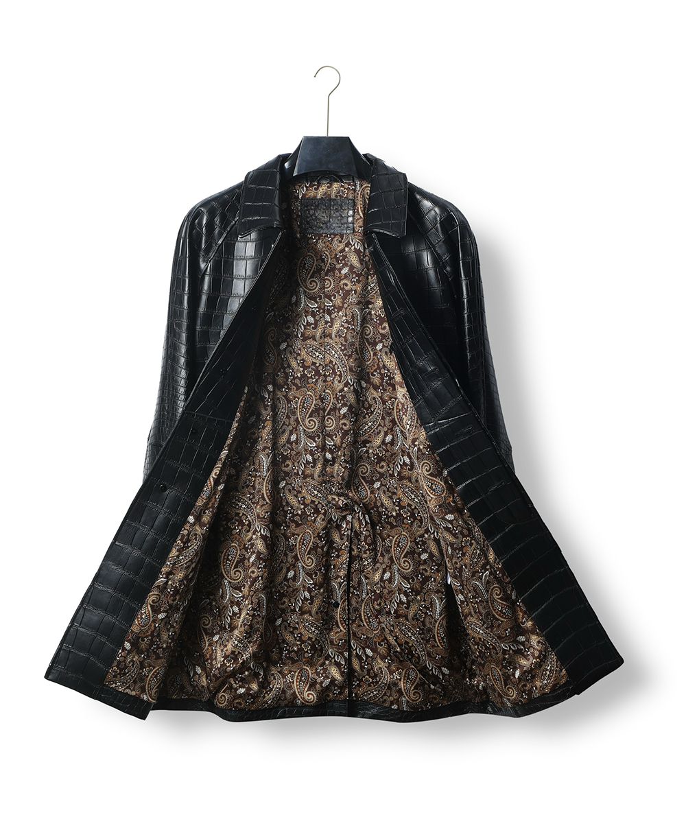 Men's crocodile leather windbreaker jacket by Rossie Viren, featuring a sleek design and textured crocodile pattern.