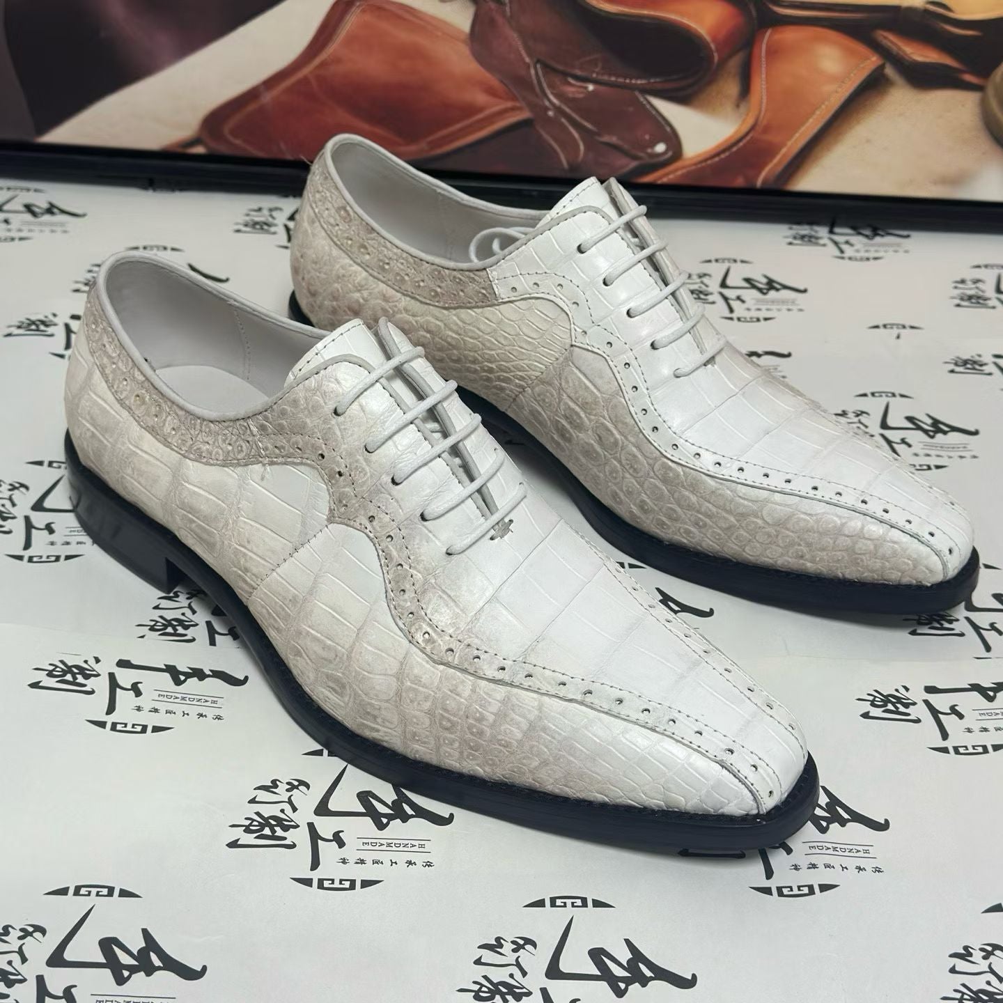 Crocodile Shoes, Men's Himalaya White Crocodile Leather Lace Up Business Dress Shoes