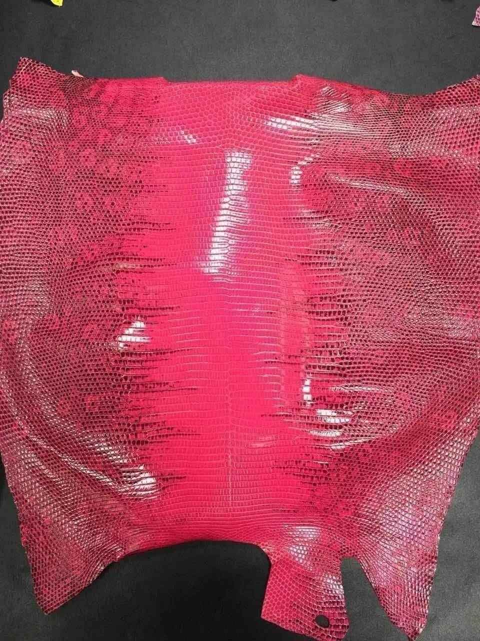 Lizard skin leather handbag in vibrant colorway featuring textured reptile pattern, crafted by Rossieviren.