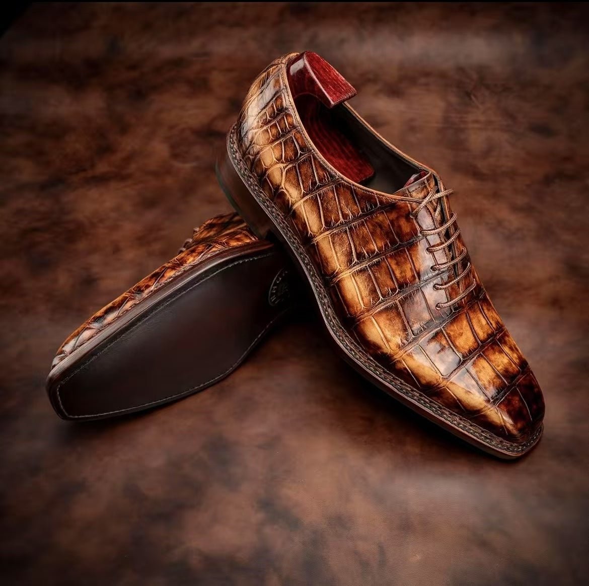 Rossie Viren crocodile leather Norwegian sewn lace-up dress shoes, showcasing detailed craftsmanship and luxurious crocodile texture.