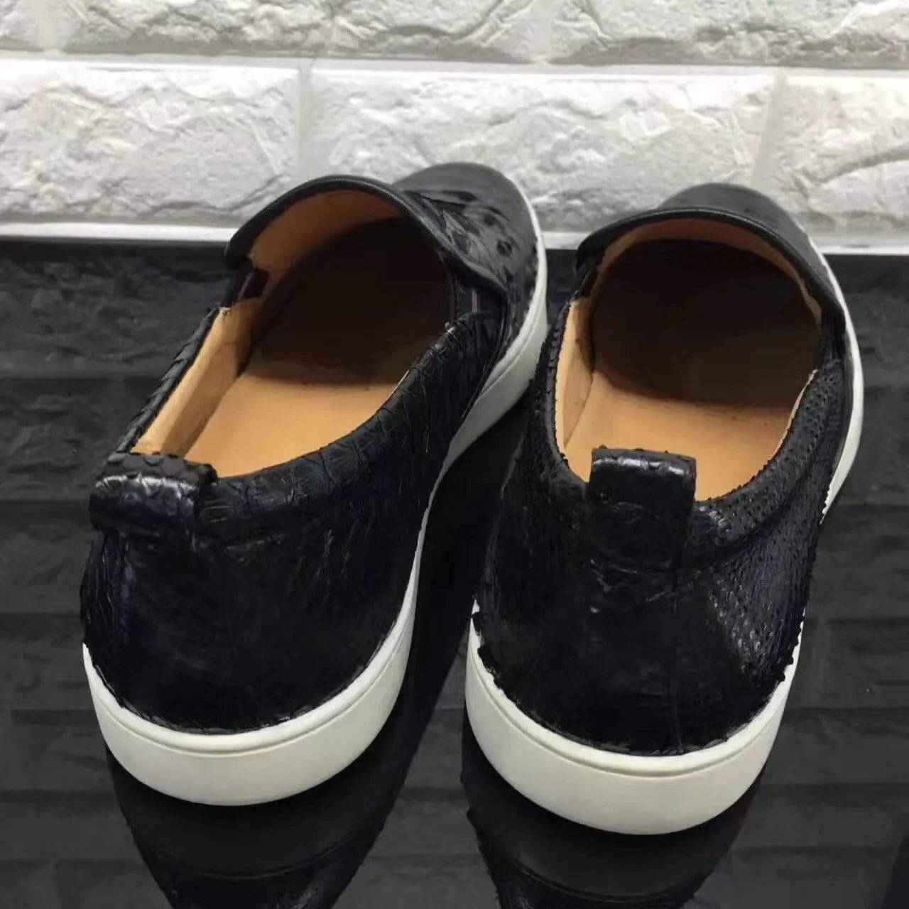Rossie Viren men's casual slip-on shoes with python roller-boat design, featuring a stylish crocodile pattern and comfortable fit.