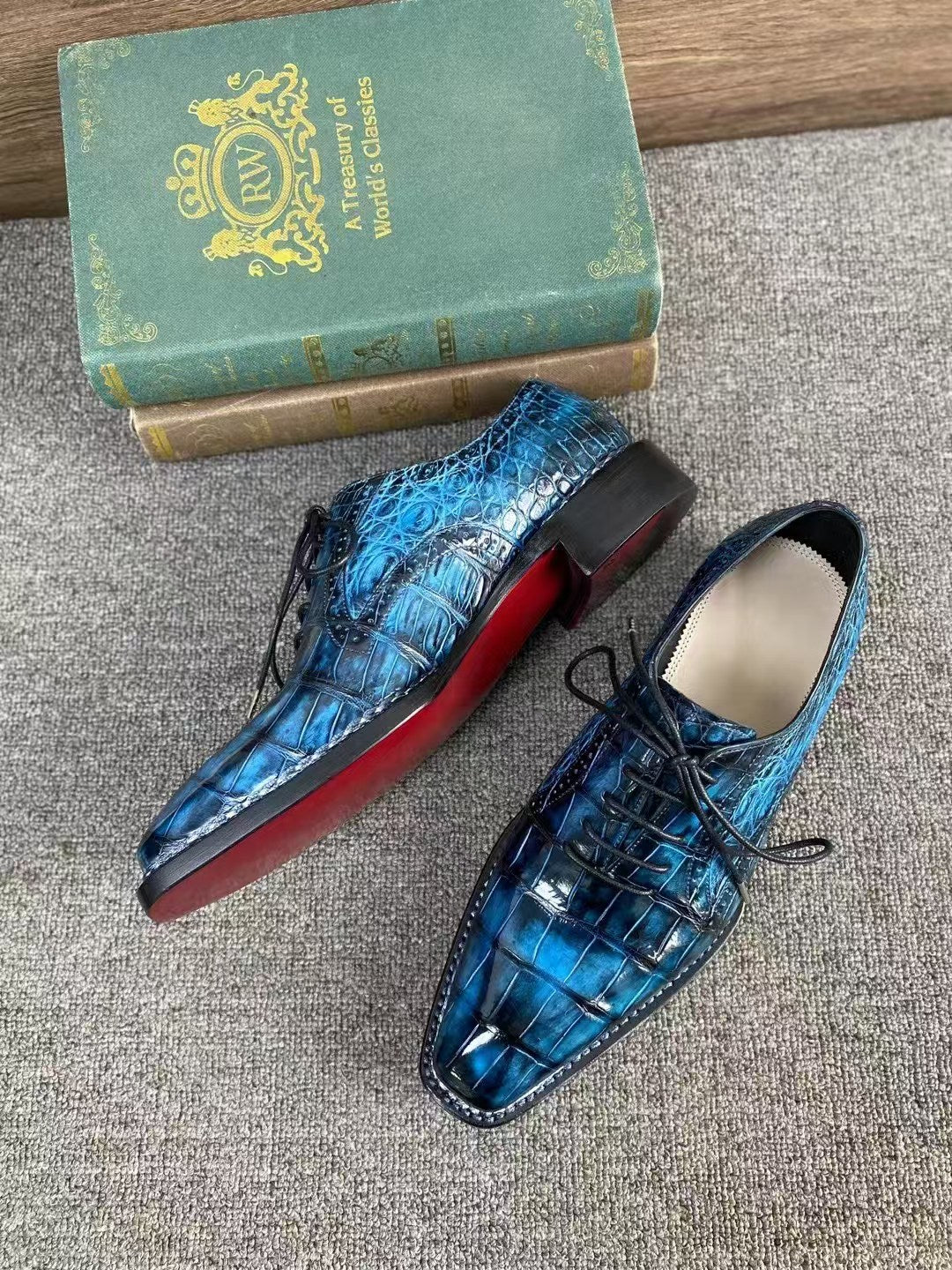 Crocodile Shoes, Men's Vintage Blue Norwegian Sewn Lace Up Shoes