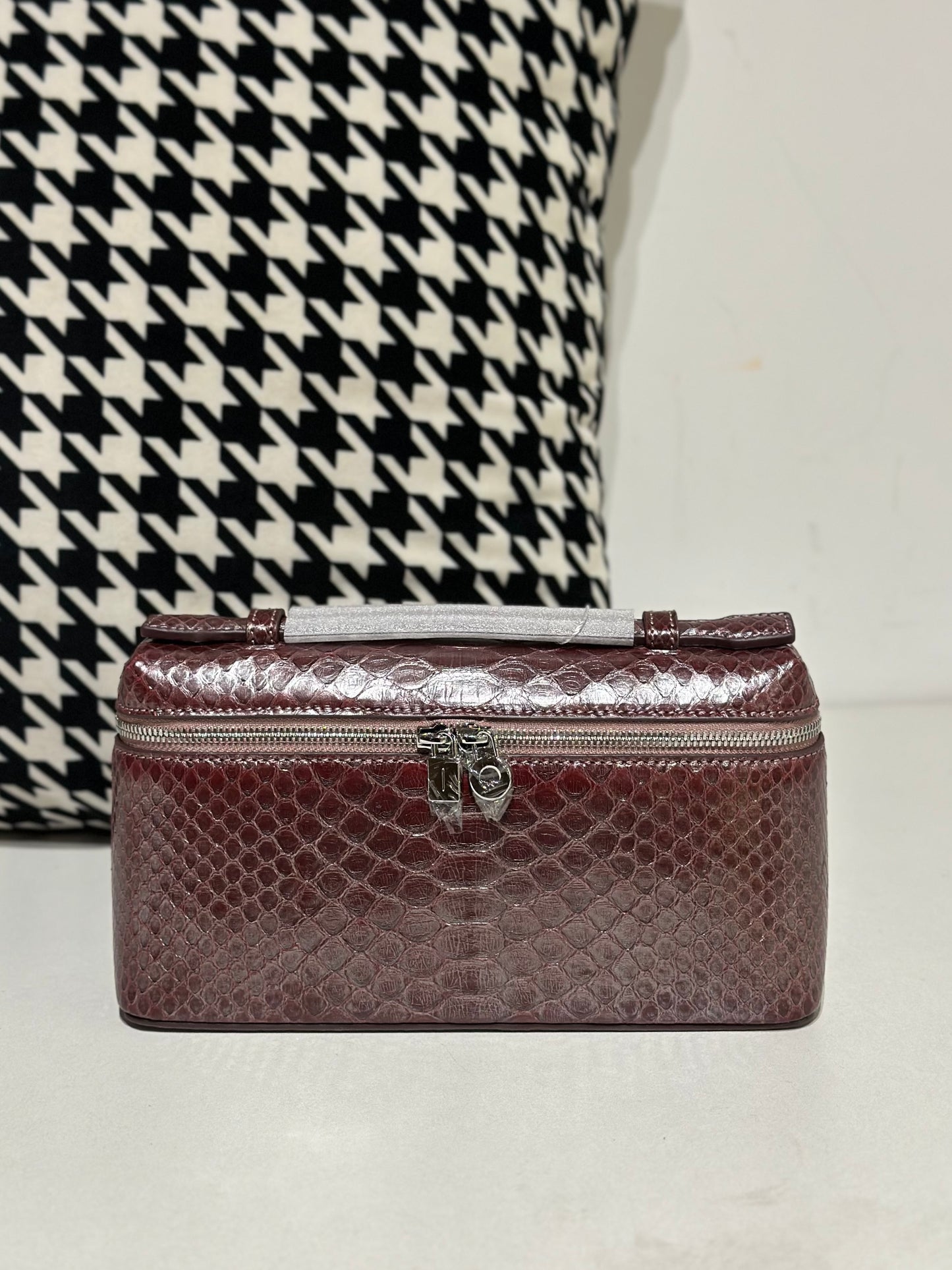 Genuine Python Skin Leather Zipper Cosmetic Handle Bag