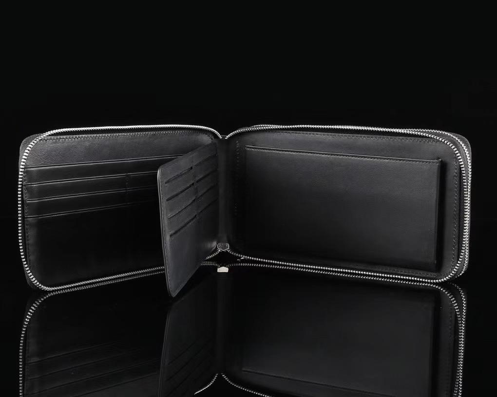 Rossie Viren crocodile leather clutch wallet with multiple compartments and large volume for credit cards and essentials.