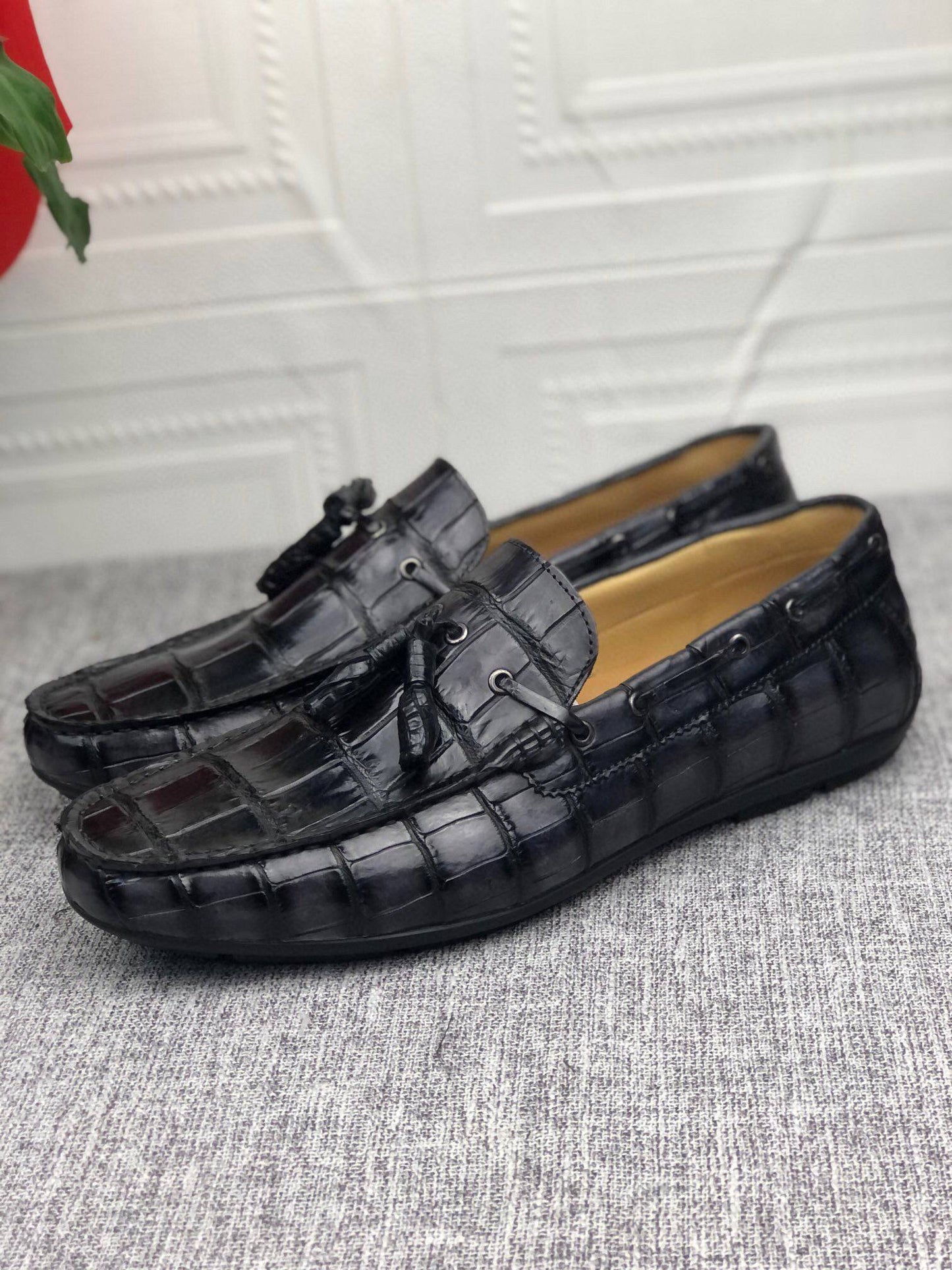 Rossie Viren crocodile leather men's slip-on driving loafer shoes with tassels, vintage style, stylish and comfortable footwear