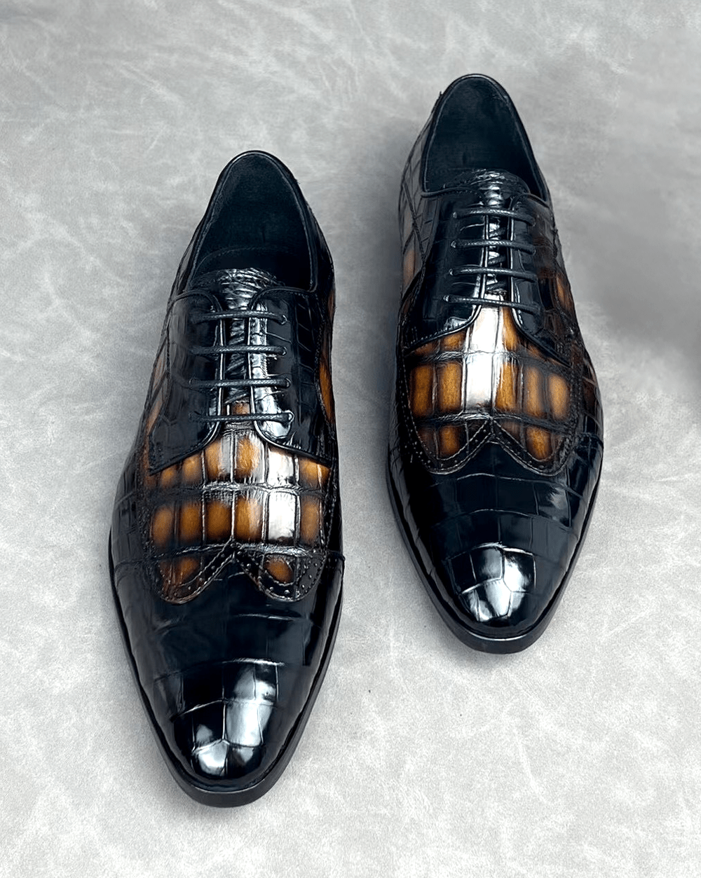 Rossie Viren crocodile leather two-tone brogue formal shoes with lace-up design, stylish dress shoes for men.