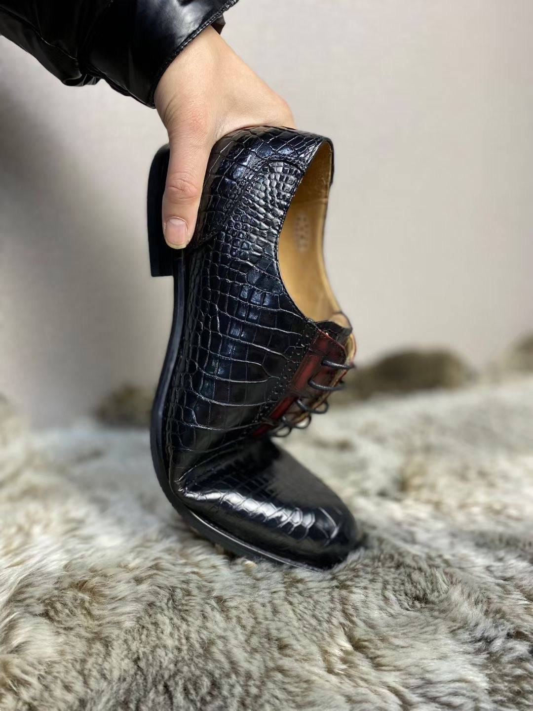 Handmade crocodile leather shoes by Rossie Viren featuring vintage two-tone design and classic lace-up style with leather lining.