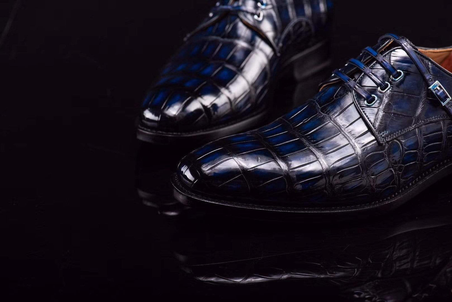 Preorder Lace-Up Shoes In Dark Blue Crocodile Skin Leather