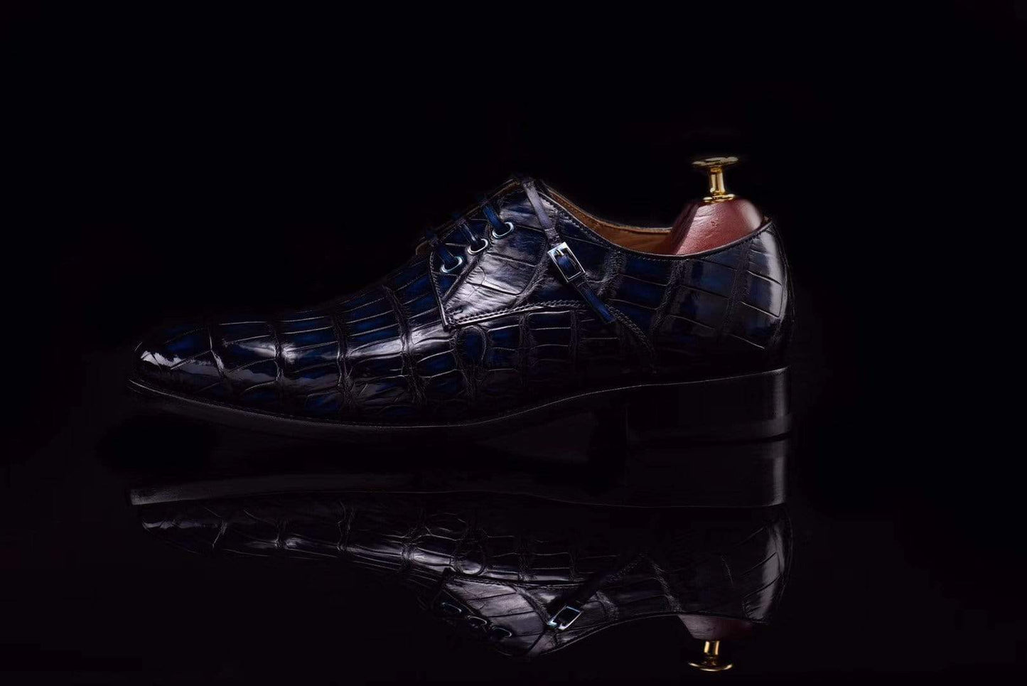Preorder Lace-Up Shoes In Dark Blue Crocodile Skin Leather