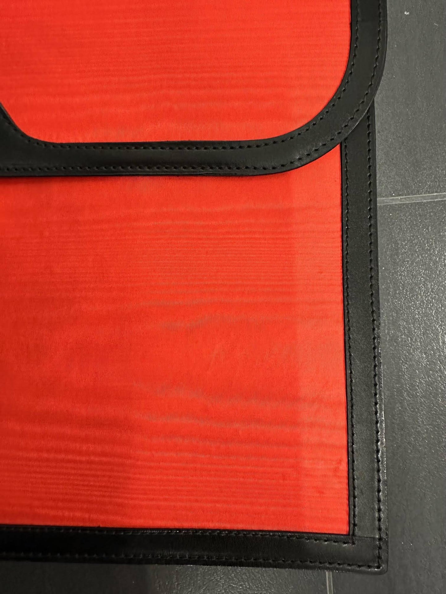 Preorder Men's Business Briefcase Red
