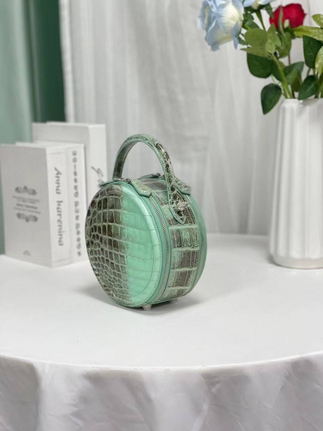 Womens Himalaya Green Crocodile Leather Round Circle Bag